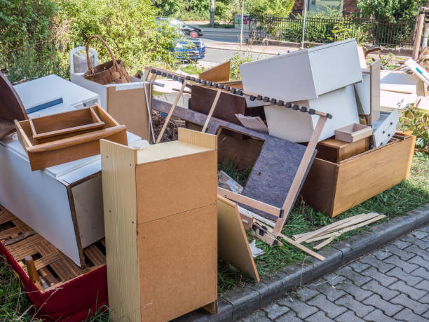 Best Yard Cleanup Services  in Nitro, WV